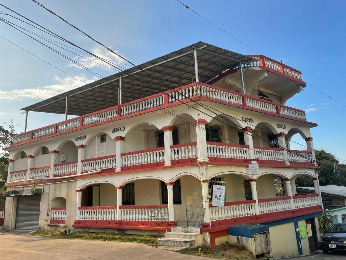 סן איגנאסיו Arnold'S Guest House מראה חיצוני תמונה